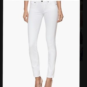 PAIGE Denim Skyline Ankle Peg- Optic White Jean
